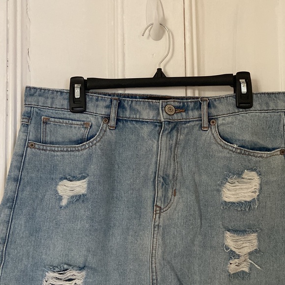 Express Ripped Mini Skirt - Picture 2 of 4